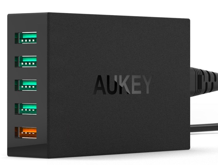 Aukey Quick Charge 2.0 54W 5 Ports USB Desktop Charging Station Wall Charger