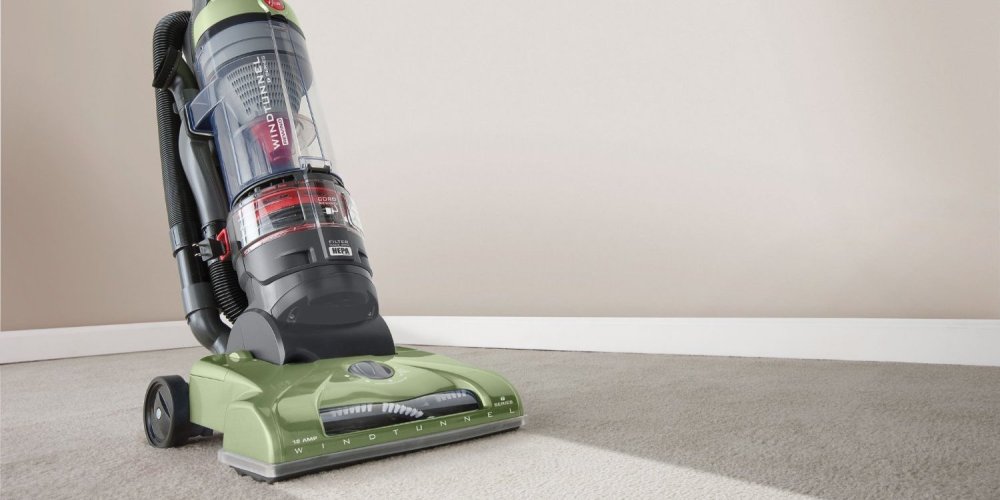 Hoover WindTunnel T-Series Rewind Plus Bagless Upright (UH70120)