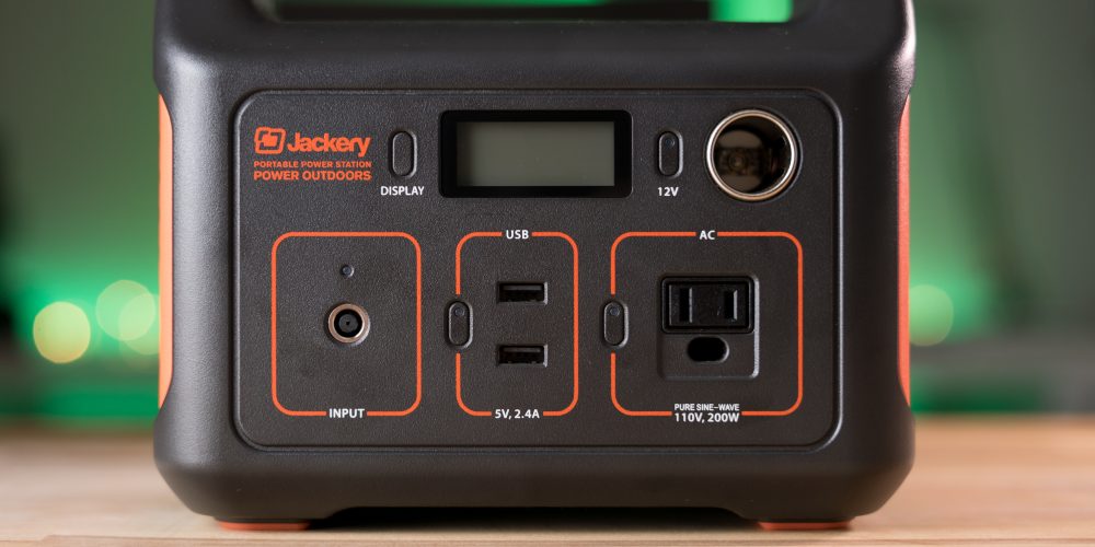 Jackery Explorer 240 plugs