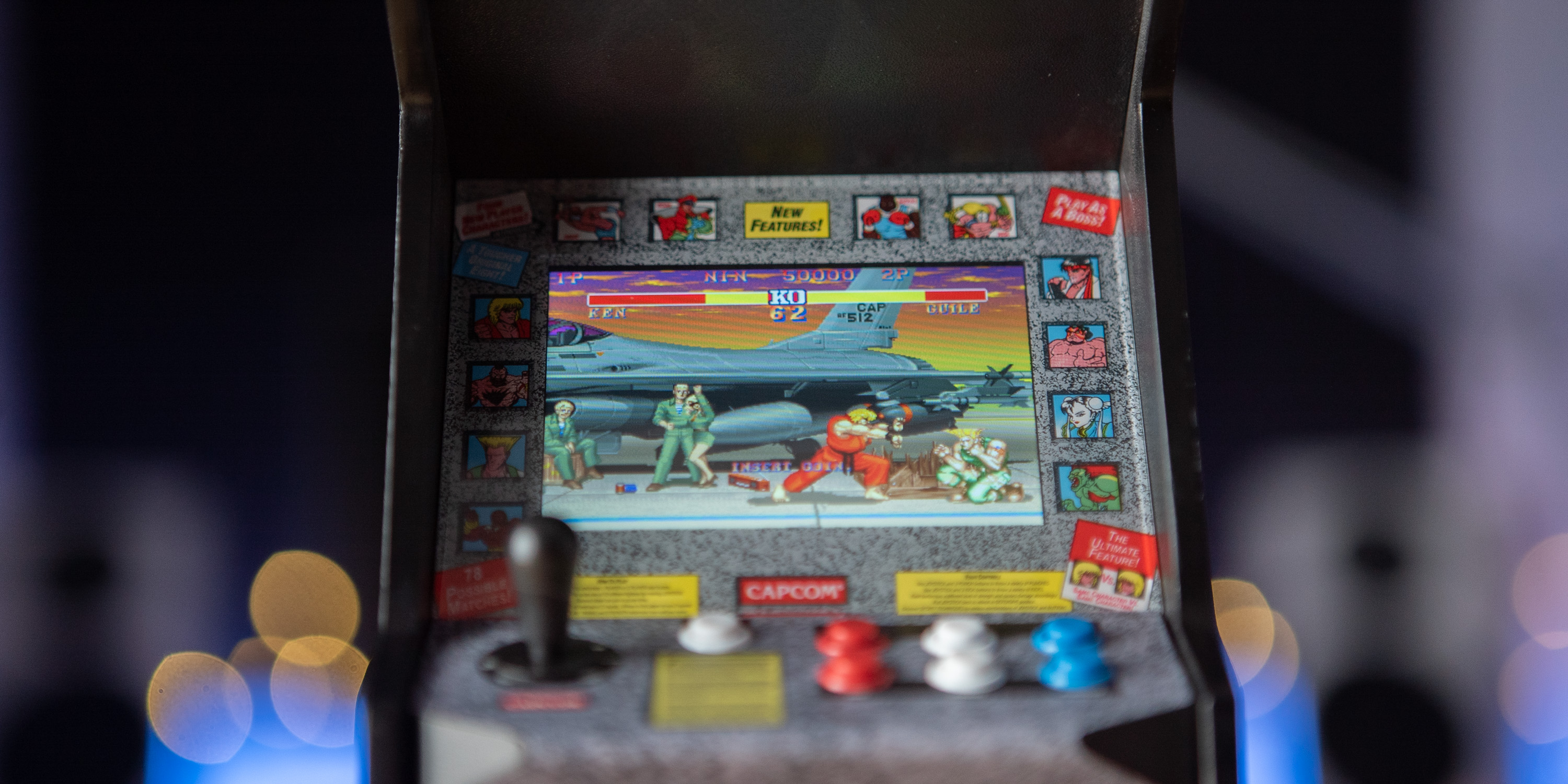 LCD screen of Street Fighter Replicade