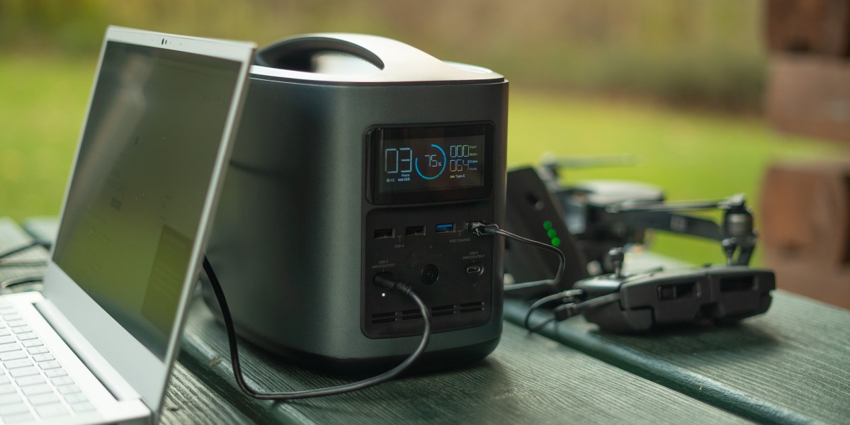 Charging equipment with the Ecoflow River 370