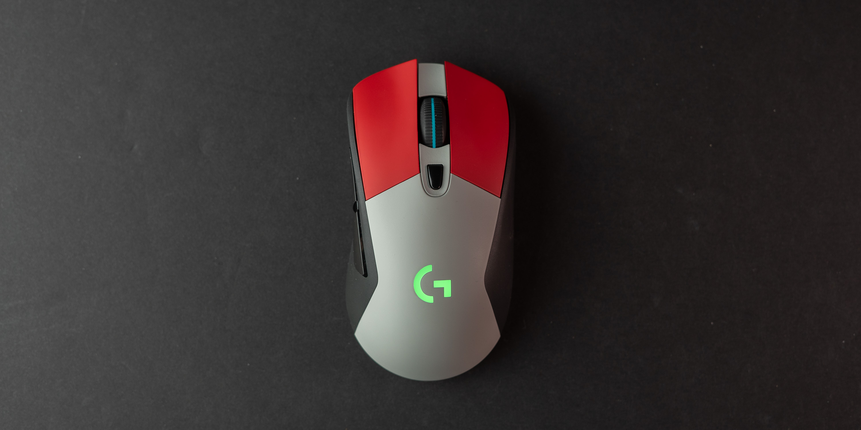 Top down of the Colorware Logitech G703