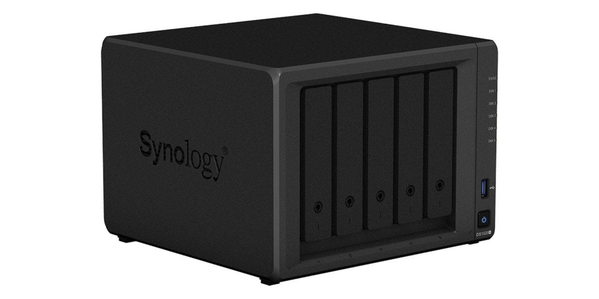 Synology DS1520+ NAS