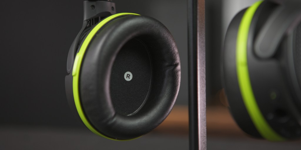 Planar Magnetic drivers make the headset sound great