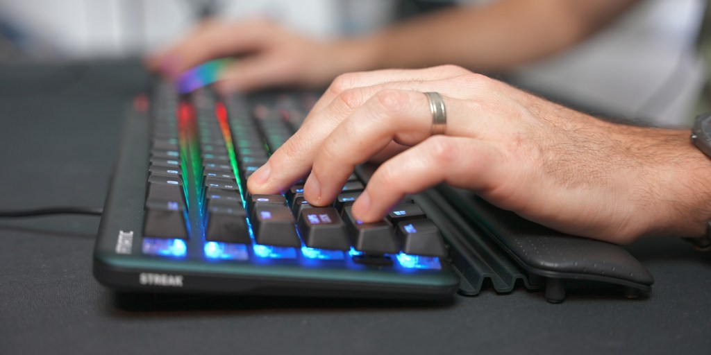 The small wrist rest has three different settings to get the best placement for your hands.