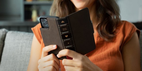 Twelve South BookBook - Best iPhone 13 cases of the year 2021