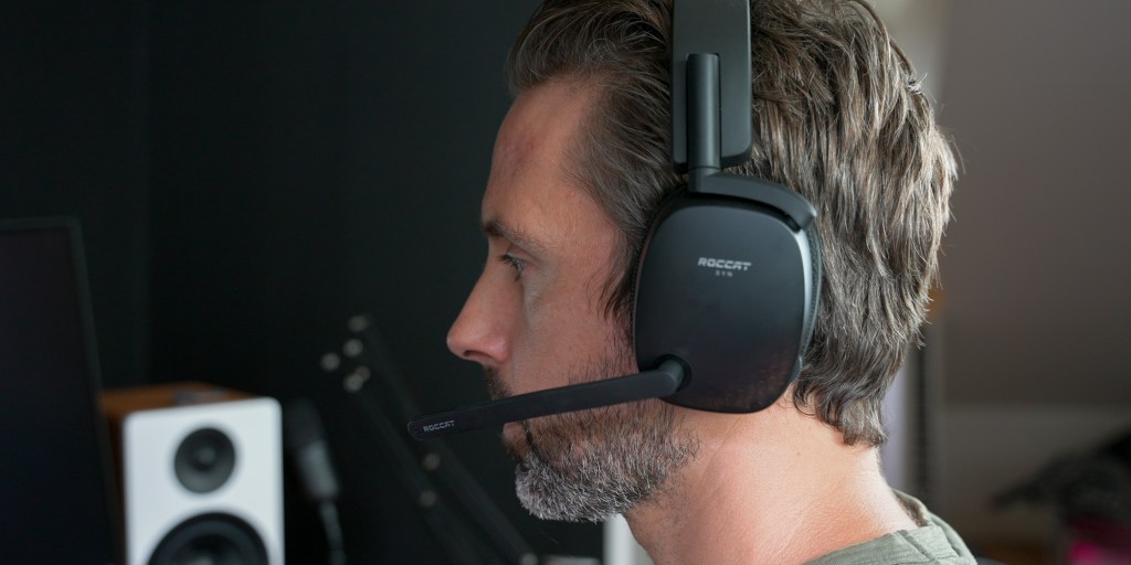 Superhuman Hearing on the Roccat Syn Pro Air helps to get the competitive edge.