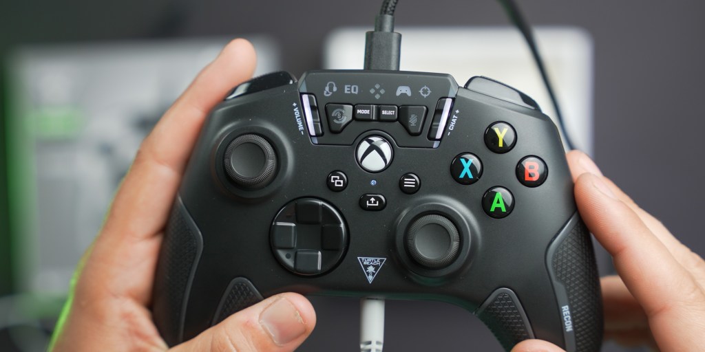 The Turtle Beach Recon Controller feels solid and well built