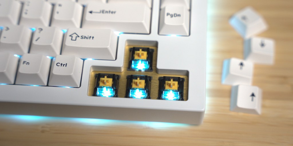 The board comes with Holy Panda X switches