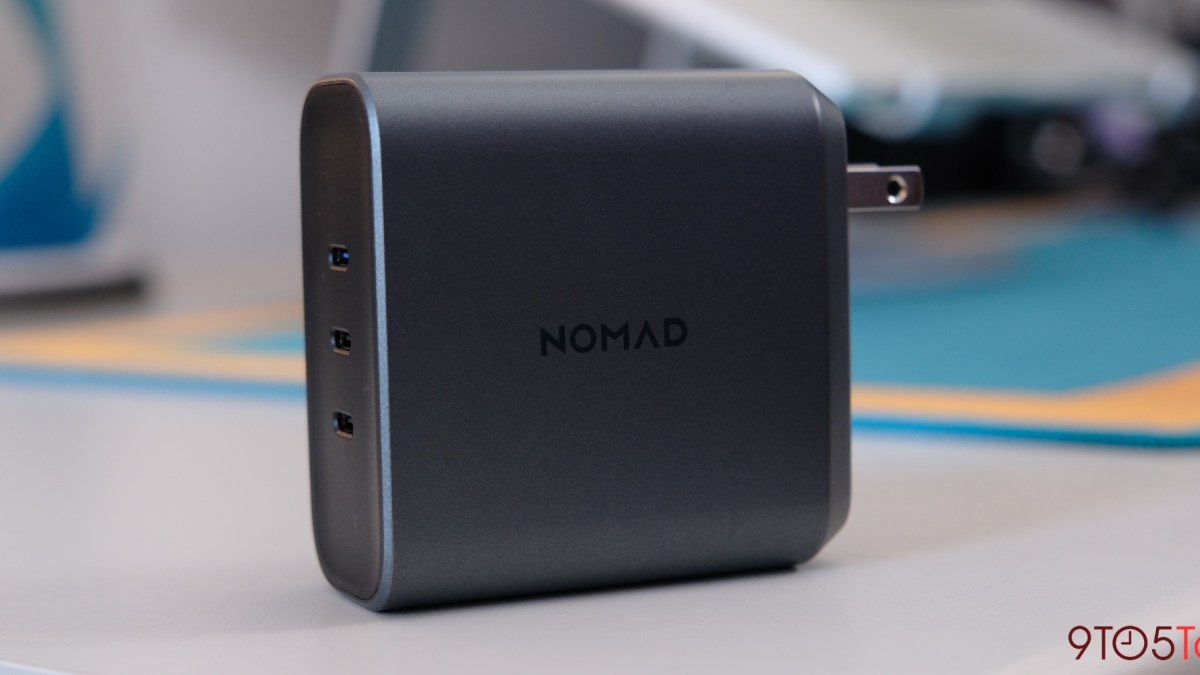 Nomad 130W Charger