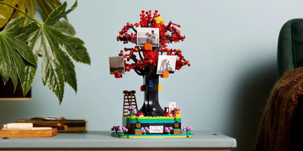 LEGO Ideas Family Tree