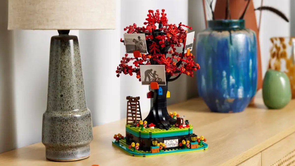 LEGO Ideas Family Tree