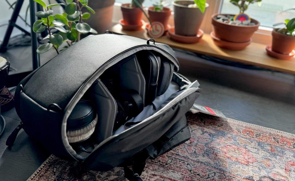 Peak Design Everyday camera backpack